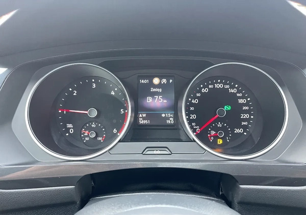 Volkswagen Tiguan cena 119500 przebieg: 58900, rok produkcji 2019 z Żarki małe 497